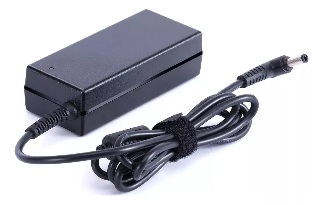 Original Toshiba Satellite 19v 3.42a Charger With Cable - Demsaimp